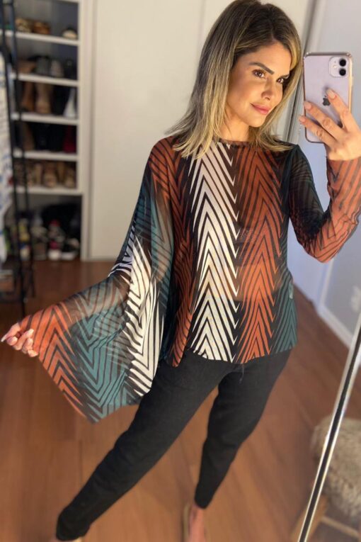 Blusa poncho de tule com uma manga / 317BLP093