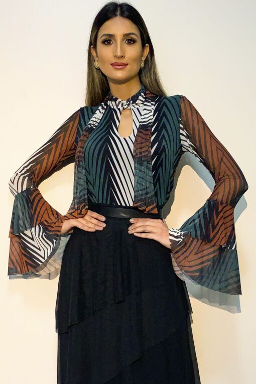 Blusa de Tule com laço e jabôs / 315BJB093