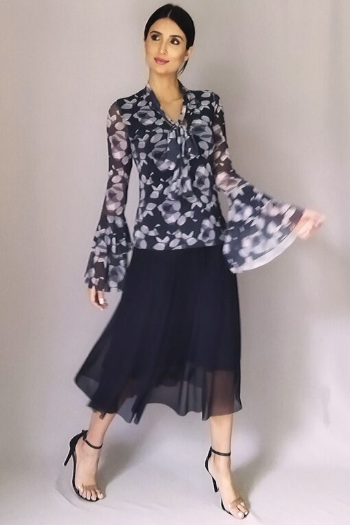 Blusa de Tule com laço e jabôs / 315BJB07