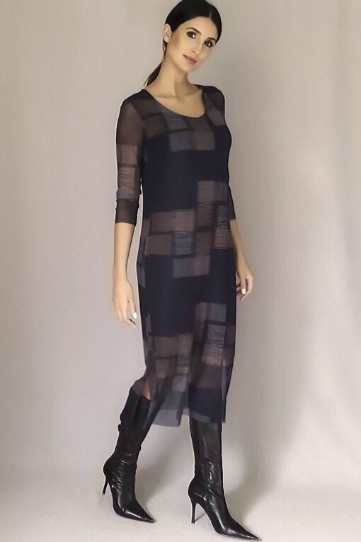 Vestido de tule reto com fenda lateral / 318VRF067