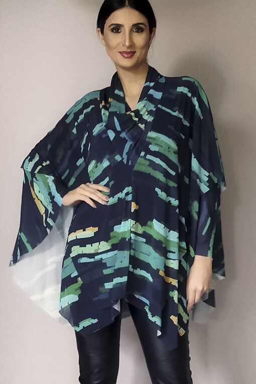 Poncho em tule com gola boba /310PGB30-2
