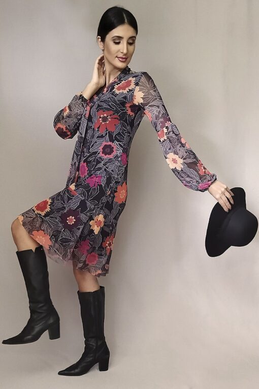 Vestido de tule com laço no decote /434VLE213