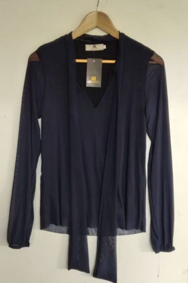 Blusa de tule com decote tipo cachecol /372AZ1