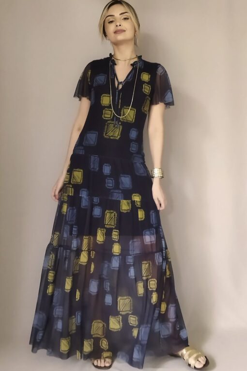 Vestido de tule longo com camadas e gola com franzido e tiras /469VGA257