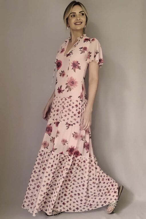 Vestido de tule longo com camadas e gola com franzido e tiras /469VGA270