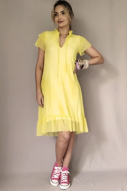 Vestido de tule corte evasê, e mangas duplas com babado /472AMA