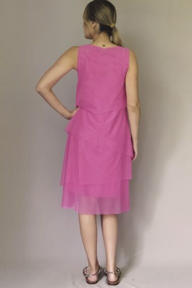 Alternative view of Vestido de tule manga cavada em 4 camadas /476PIN