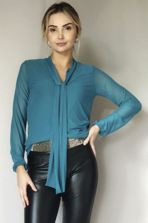 Blusa de tule com decote tipo cachecol /372PET