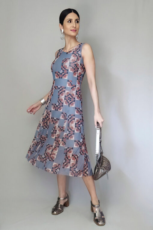 Vestido de tule midi com cortes verticais /340VNG226