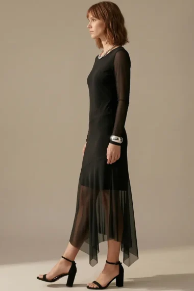 Alternative view of Vestido com recortes assimétricos /495PTO