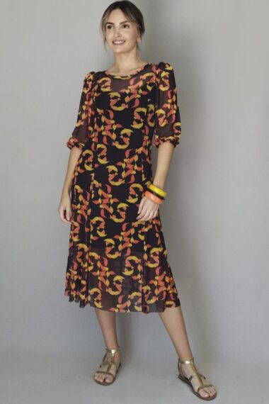 Vestido de tule decote redondo e nesgas /522VRP240