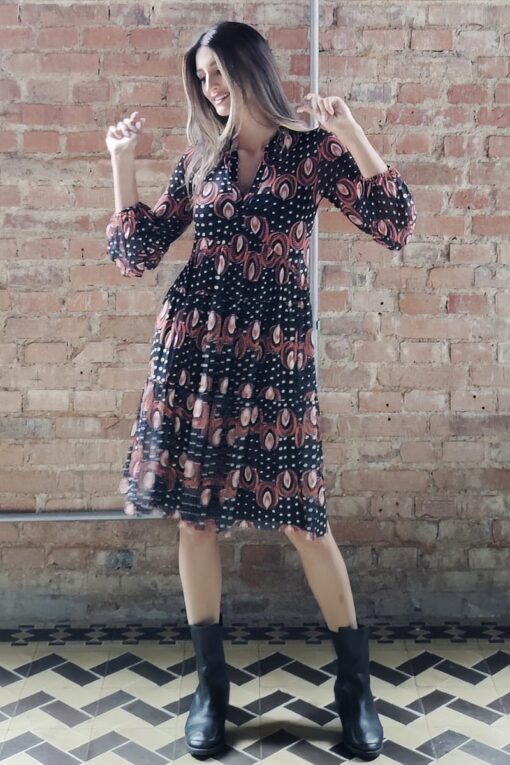 Vestido curto com gola /498SFO362