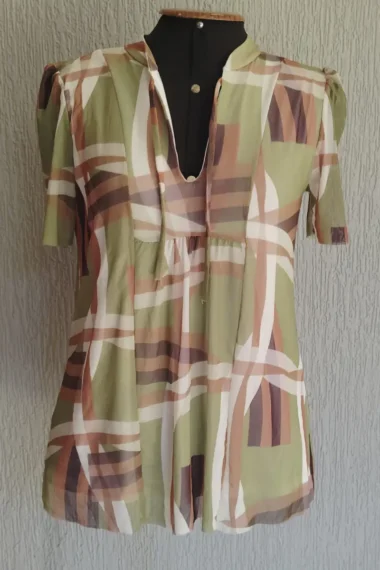 Blusa manga curta com amarração /484BLU142