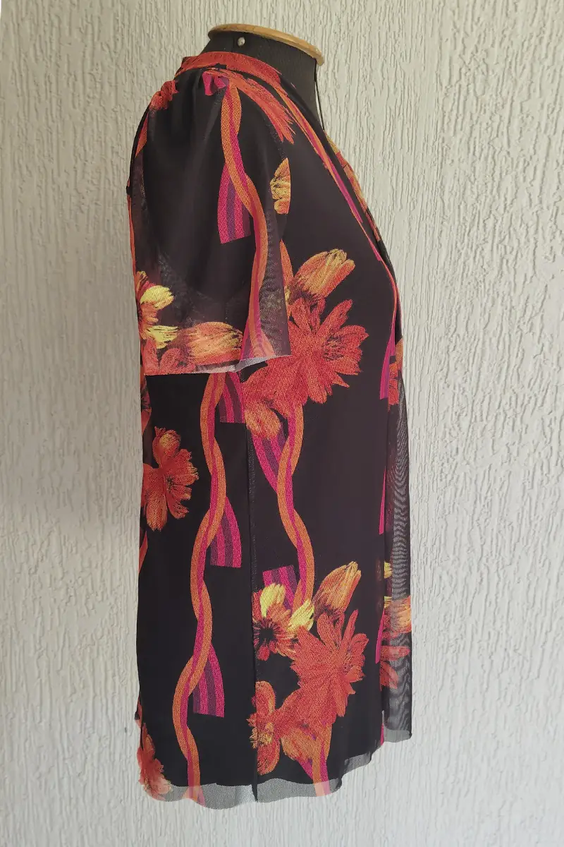 Blusa manga curta com amarração /484BLU143 - Imagem 2