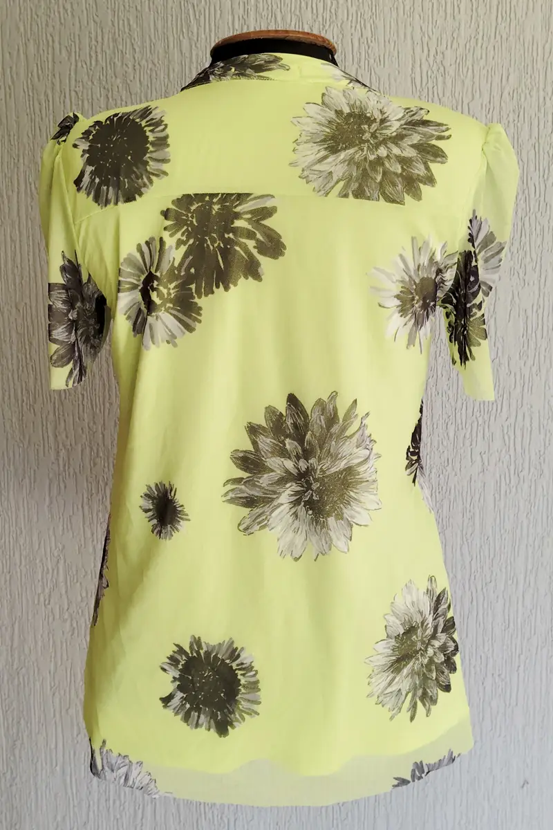 Blusa manga curta com amarração /484BLU255 - Imagem 3