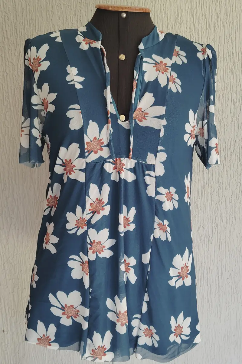 Blusa manga curta com amarração /484BLU268