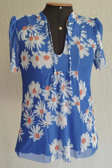 Blusa manga curta com amarração /484BLU280
