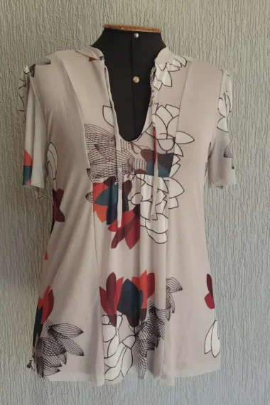 Blusa manga curta com amarração /484BLU327