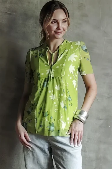 Blusa manga curta com amarração /484BLU353