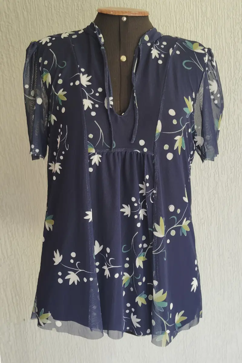 Blusa manga curta com amarração /484BLU382