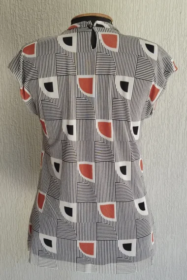 Alternative view of Blusa manga japonesa /585BLU333