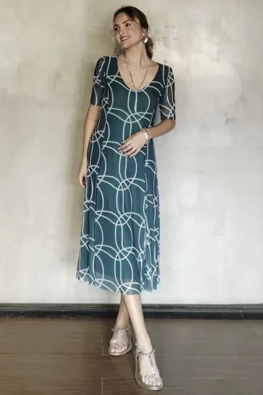 Vestido de tule midi manga curta /250VES414