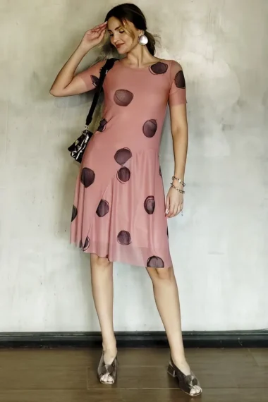 Vestido de tule curto com decote redondo /575VES405