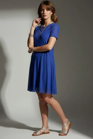 Vestido de tule curto com decote redondo /575ROY