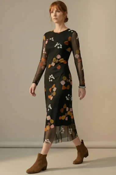 Alternative view of Vestido decote redondo e cortes transversais /542VES429