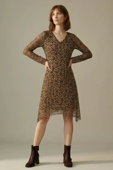 Vestido de tule evasê /600VES431