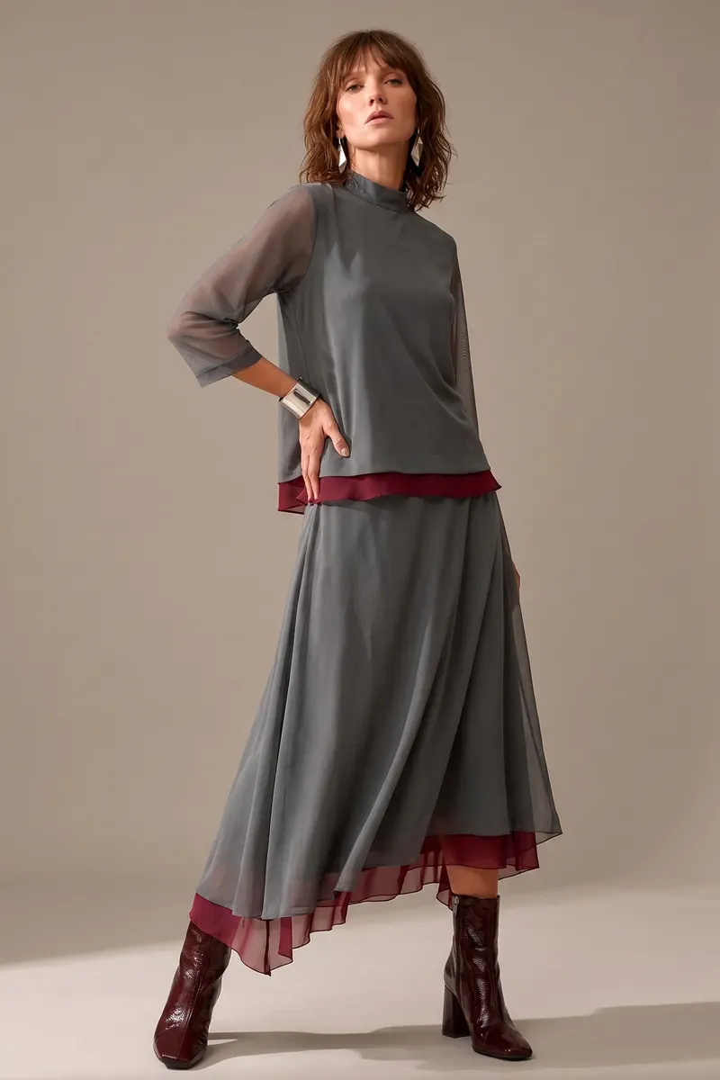 Conjunto de tule blusa ampla e saia / 002CJOCIN